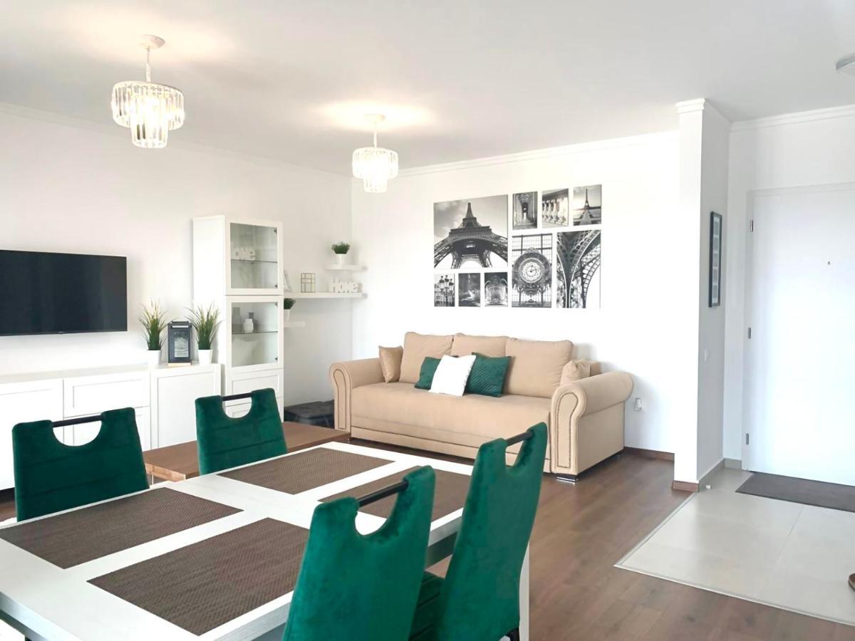 Stylish Retreat With A View In Coresi-qualis Braşov
